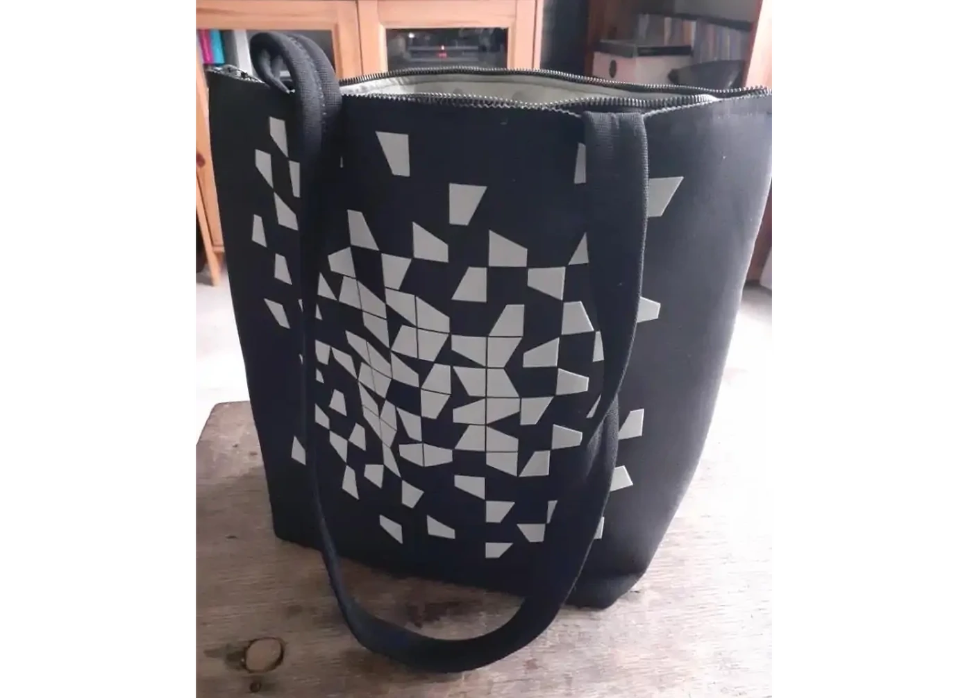 Sac avec fermeture à glissière et fond